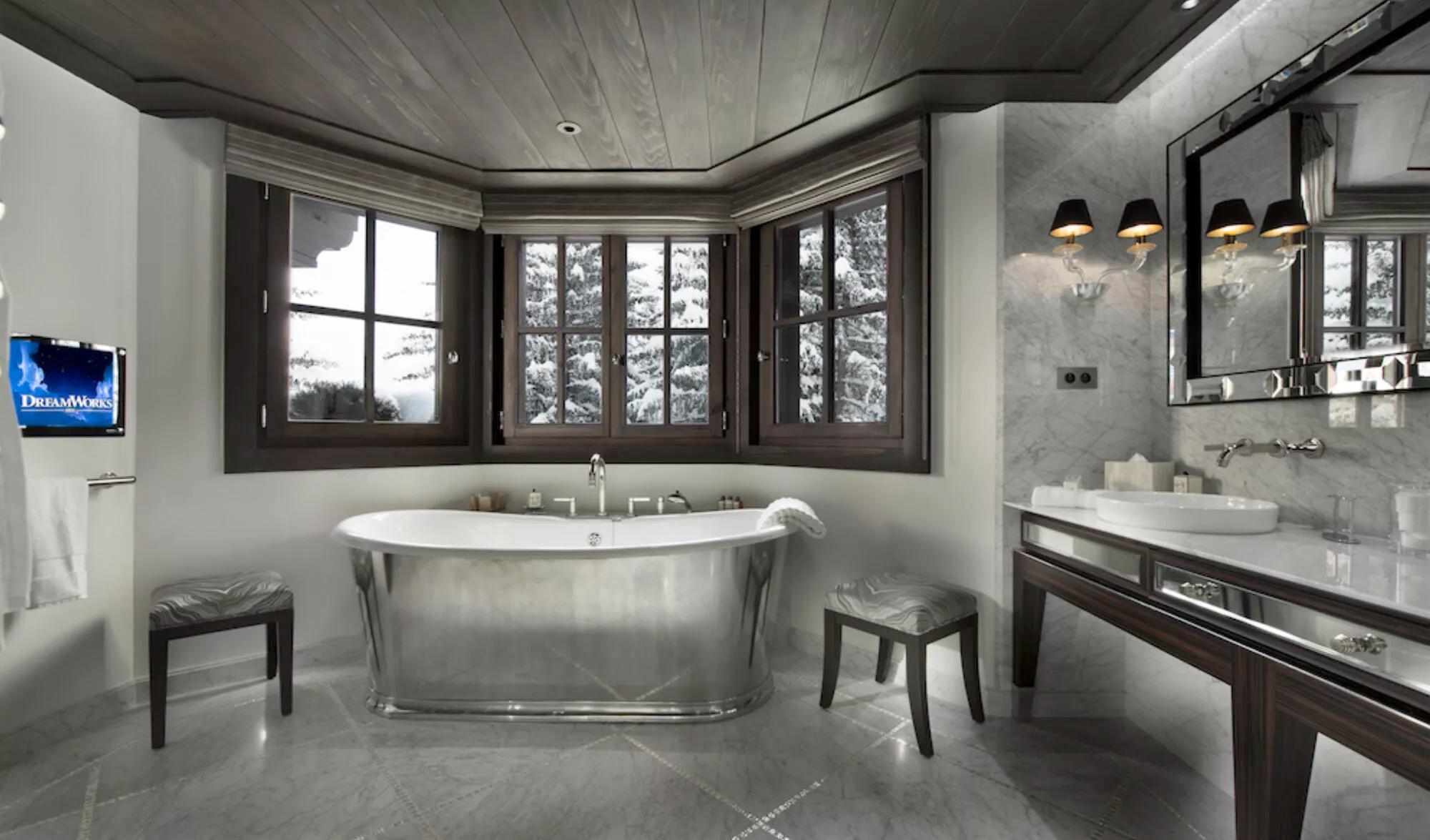 photos-bien-929-13bcoquelicot-master-bathroom-1450341