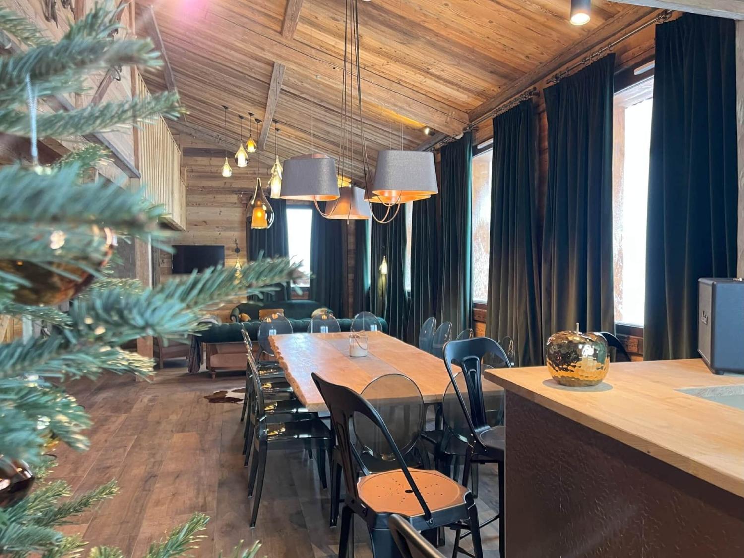 riva-living-area-1450021