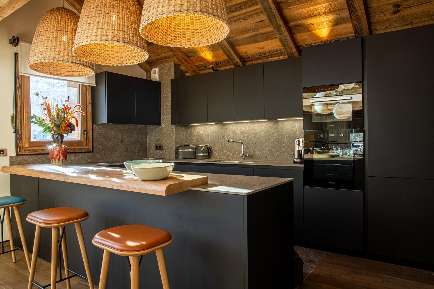 rooftop-chalet-lgcdp-meribel-kitchen-1454005