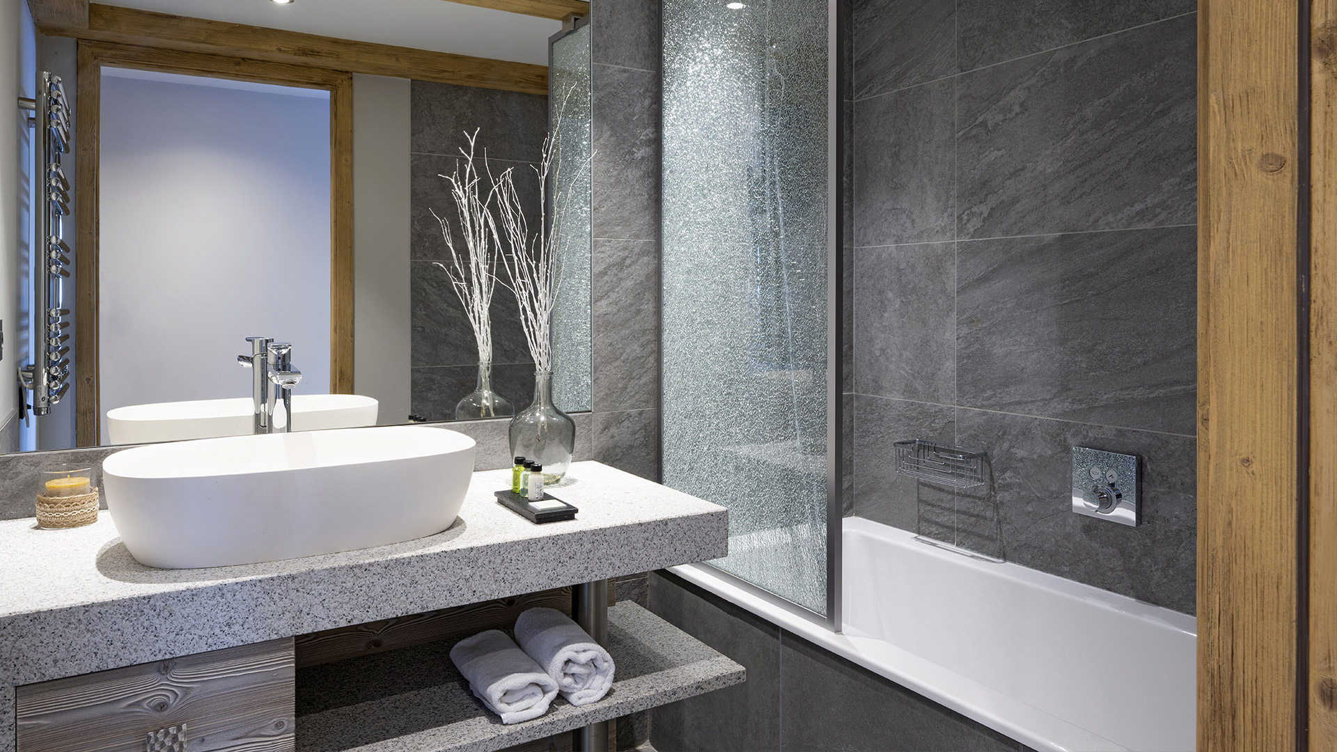 salle-de-bains-appartement-residence-chalets-elena-mgm-hotels-residences-19785-135