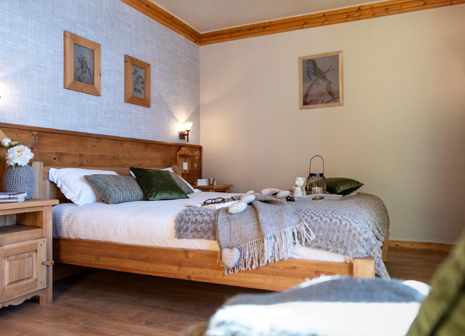 soleil-1-apt13-5p8-8pers-double-room-2-313465