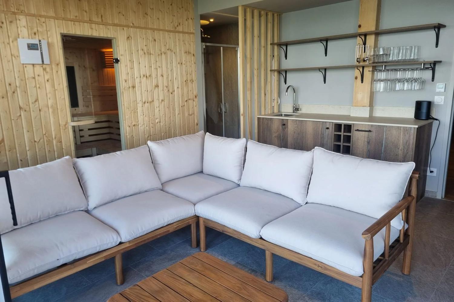 sublime-chalet-16-personnes-avec-sauna-jacuzzi-11-1465287
