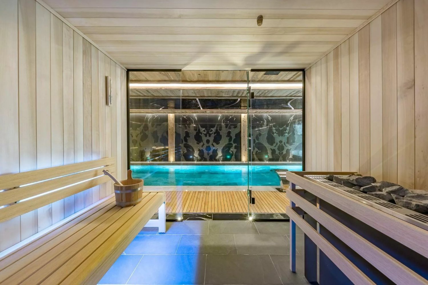 ultima-grand-chalet-10-1467408