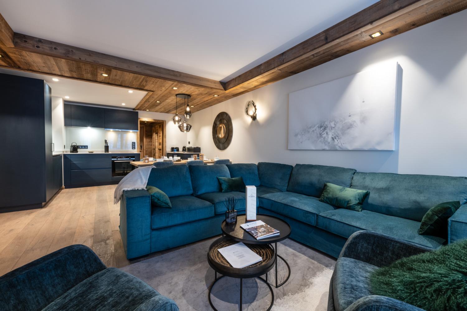 vail-lodge-val-disere-a02-044-760932