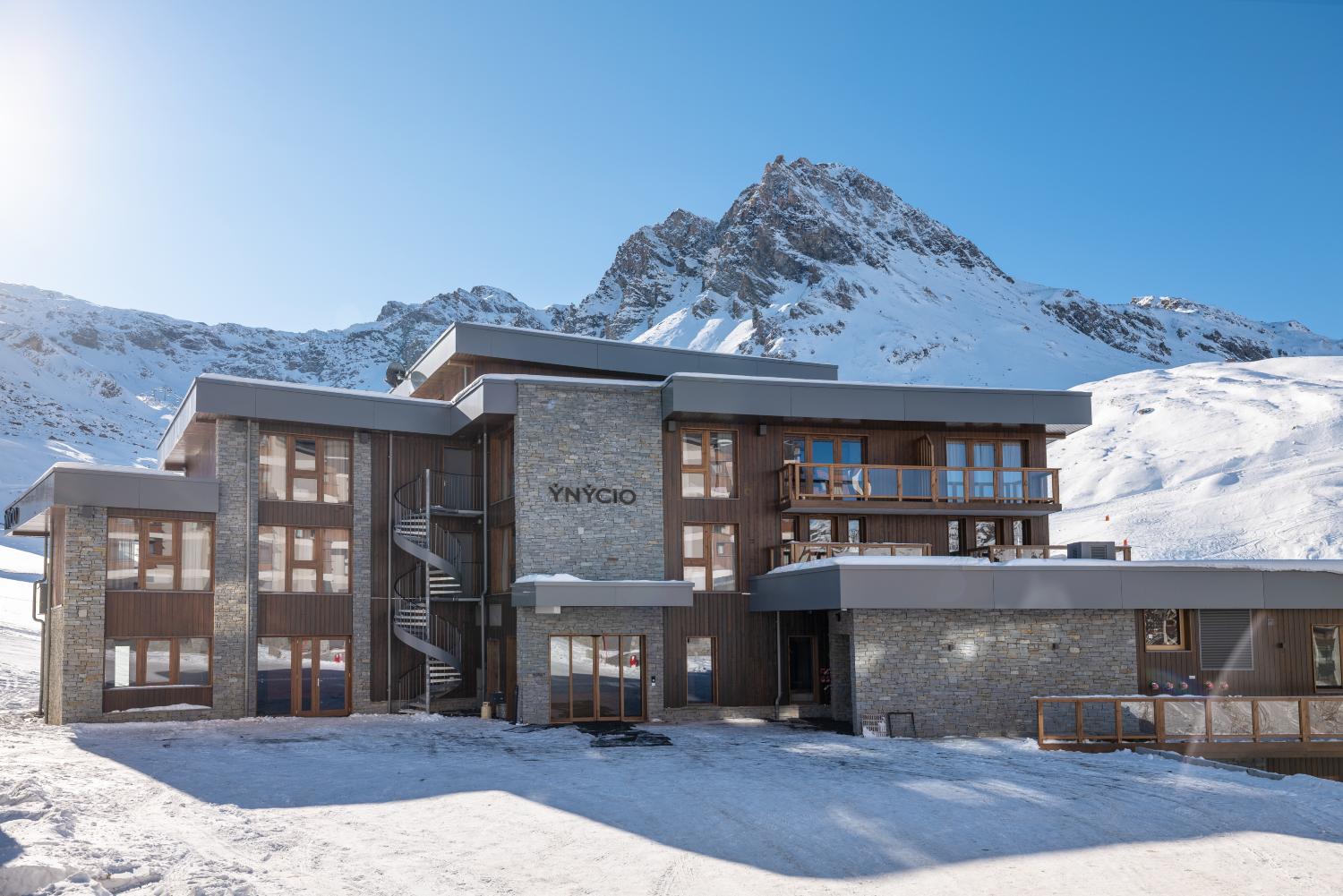 ynycio-tignes-exterior-front-entrance-333520