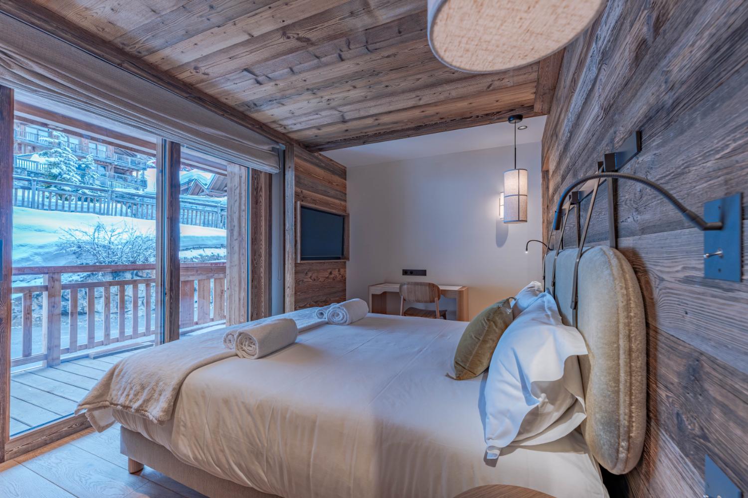 yuki-bana-apartment-alba-residence-m-ribel-11-1462206